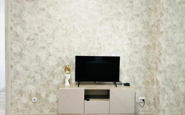 Na Dmitriya Martynova 43 Flat