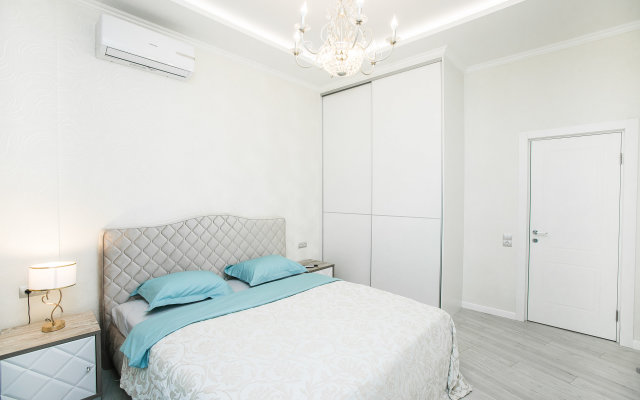 3-bedroom Vip Repina Street 4 Center Apartments