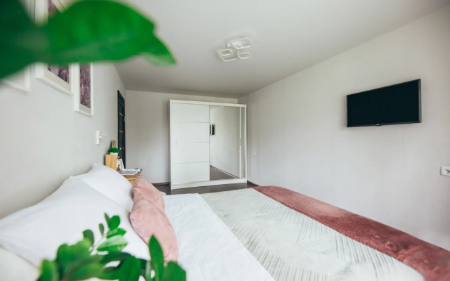 Апартаменты на Набережной Трибуца