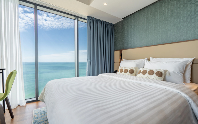 Апартаменты Beachfront with Stunning Views in Alliance Privilege