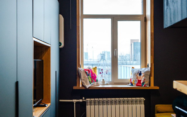 Stilnaya Loft Studiya Ryadom S Botanicheskim Sadom Apartments