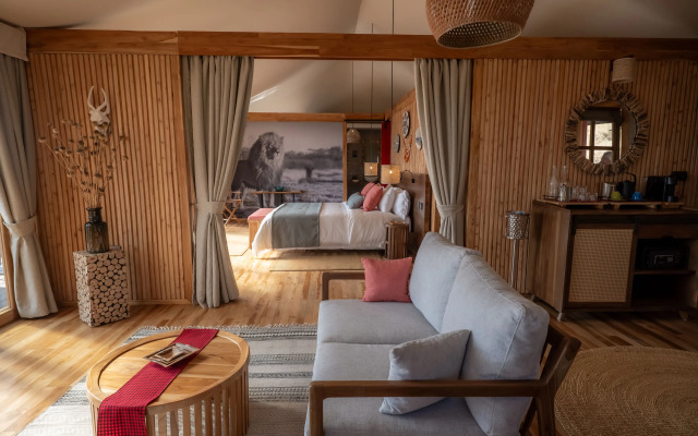 Neptune Serengeti Luxury Hotel