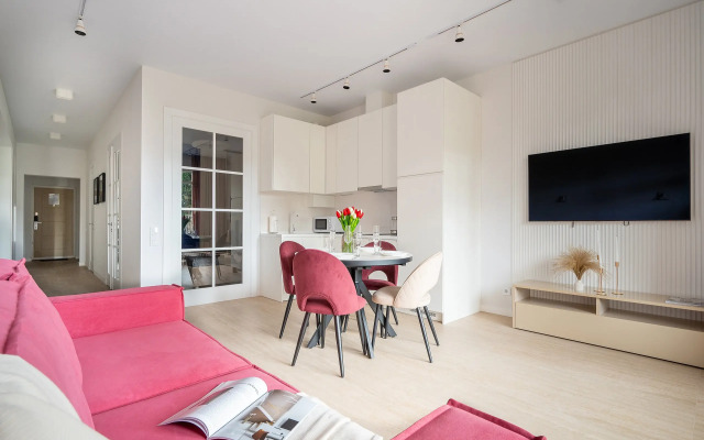 Апартаменты Red Apartment Светлана Парк Элис