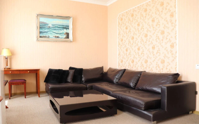 Отель Палас