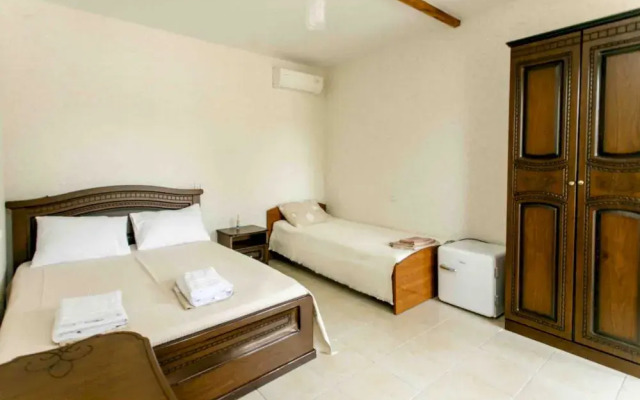 Morskaya Laguna Guest House