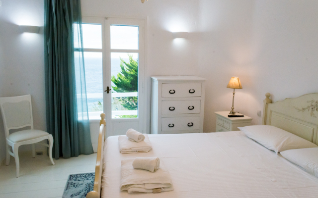 Luxury Chara with Private Pool Villa