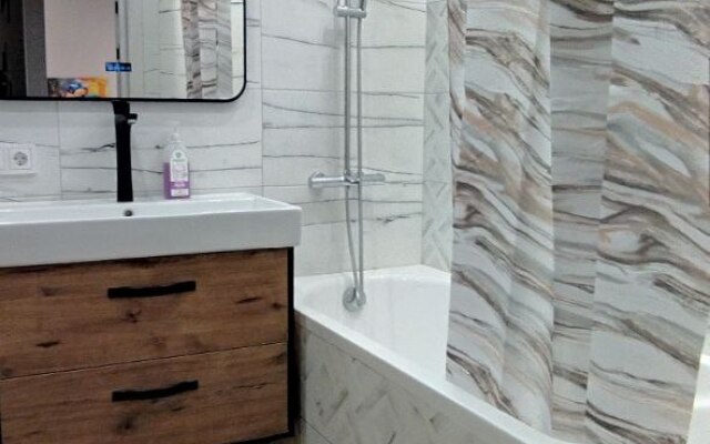 Квартира 2 комнатные апартаменты на Клевцова 3