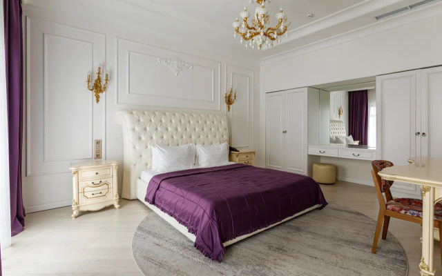 Brosko Moscow Hotel