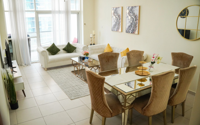 Апартаменты Stunning Canal And Burj View