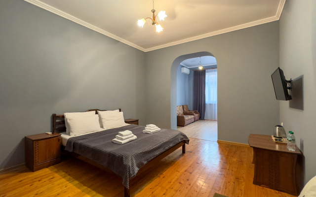 Hotel ELIZA HOTEL