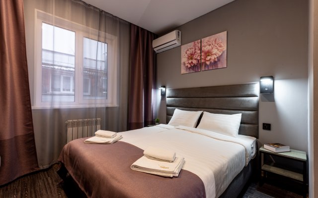 Nizhny Hotel