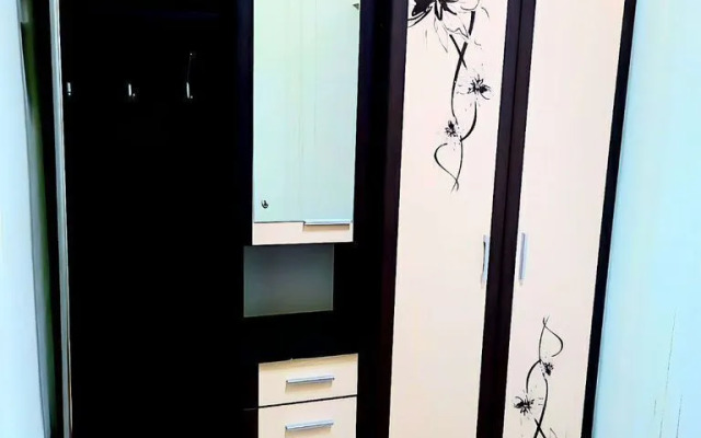 Квартира на Баха 10