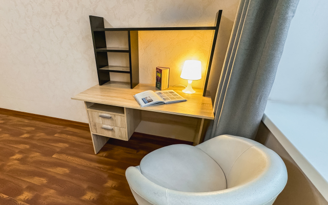 S zaseleniyem Lutshiy servis Posutochno 50 Apartments