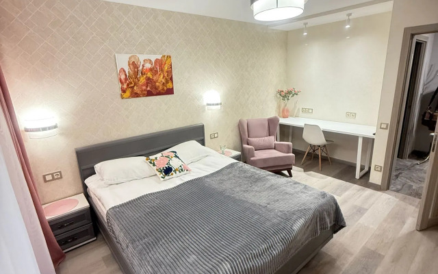 Квартира Луначарского 216