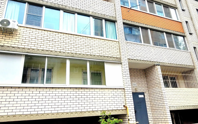 Romantichnaya Na Nikolaeva Flat