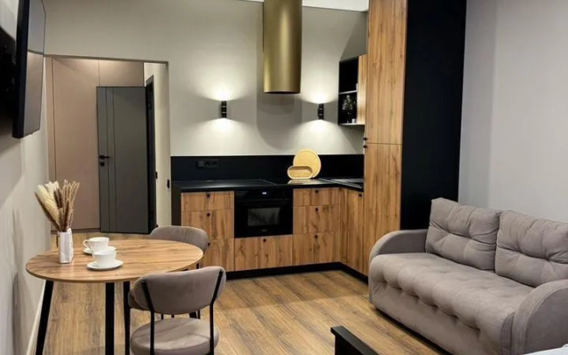 V 2-X Minutax Ot Zhd Vokzala S Sovremennym Remontom Flat