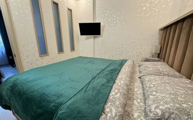 Квартира на набережной