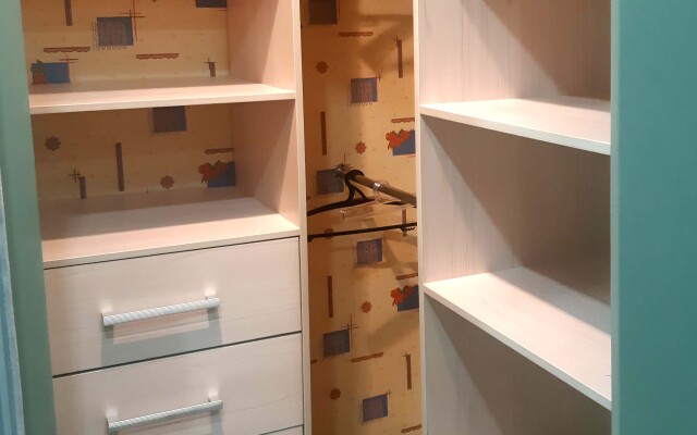 U Kosmoporta Flat