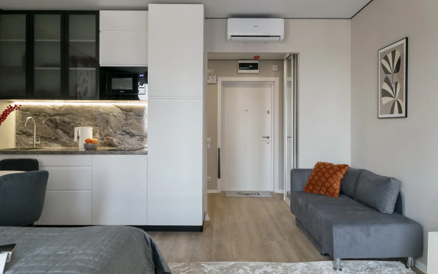 Квартира Дизайнерская Студия на 13 Этаже