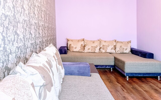 Na Lipovoy Allee Flat