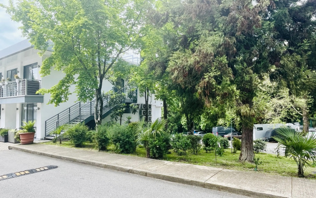 Ruslana Apartments