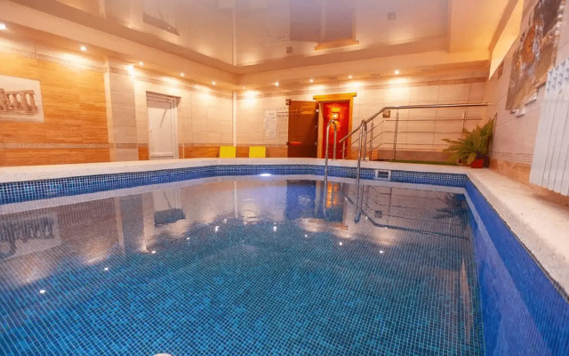 Sem Admiralov Hotel