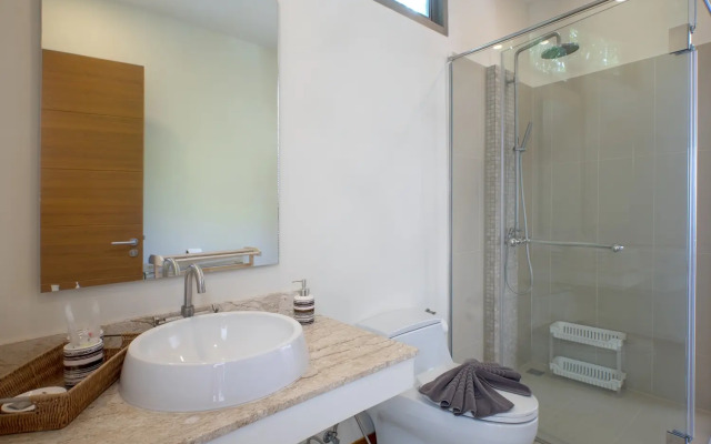 Raja 4BR Private Pool Villa
