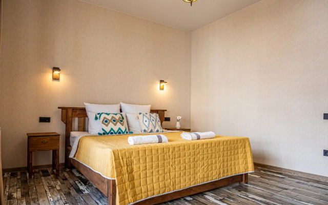 Вилла Семейная с Видом на Горы в Терсколе от Квартирукинг