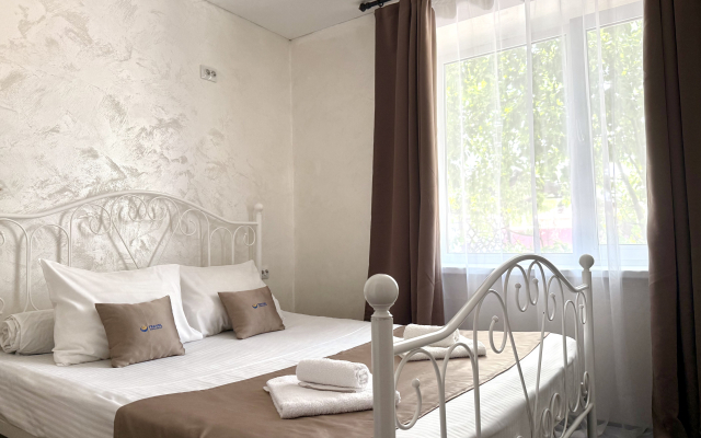 Gostevye Domiki U Termalnykh Istochnikov Ot Travel Khotels Anturazh Guest House