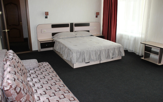 Отель Бизнес отель