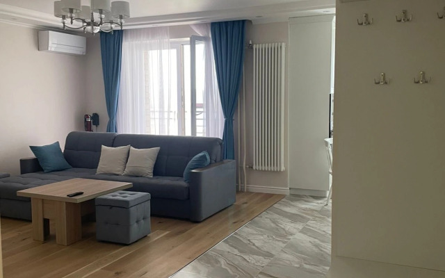 Na Solnechnoy 94 Flat