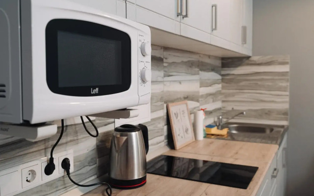 Na Ulitse Monastyrskoy 46 Flat