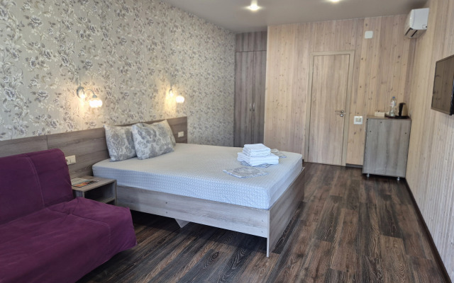 Emigrant Hotel