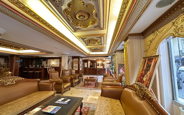 Golden Horn Hotel