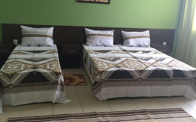 Otdyih V Ejske Furnished rooms