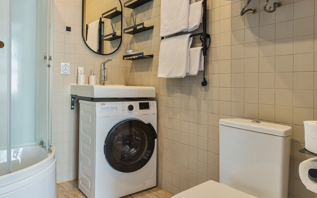 Квартира JN Apartments Четырехместная Студия с Видом на Парк