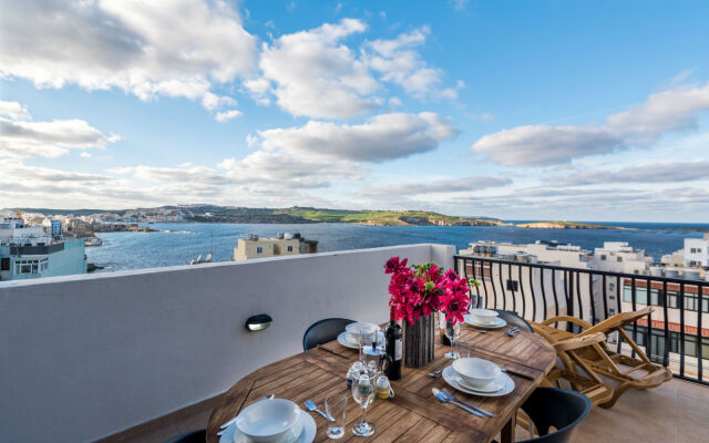 SeaShells Penthouse Apartments