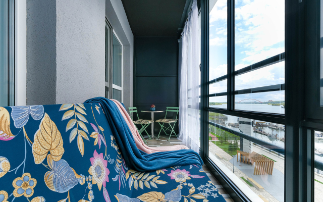 Uyutnaya Studiya S Vidom Na Reku Apartments