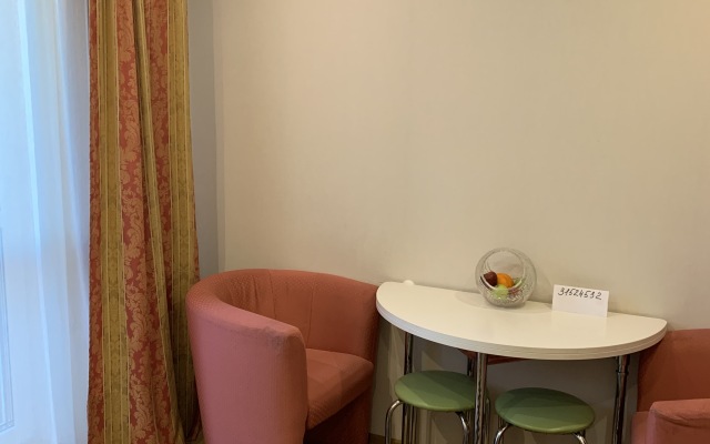 Ljuchija 17 Apartament