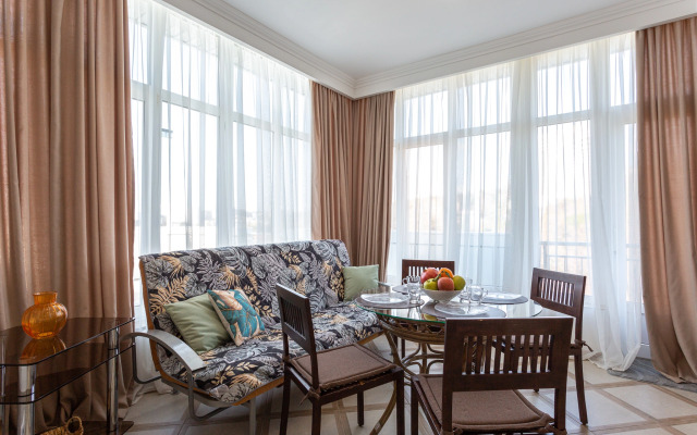 Квартира трехкомнатная с видом на море