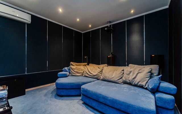 Derevnya Yusupovo S Basseynom I Saunoy Private House