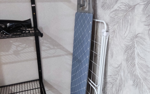 Ryadom S Naberezhnoy Flat