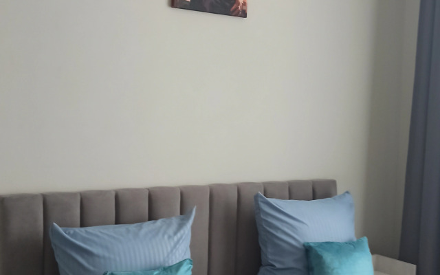 Uyutnaya Studiya U Metro Flat