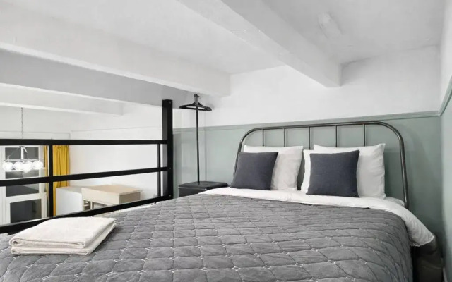 Апартаменты двухуровневые Cosmo Star на Соколиной горе