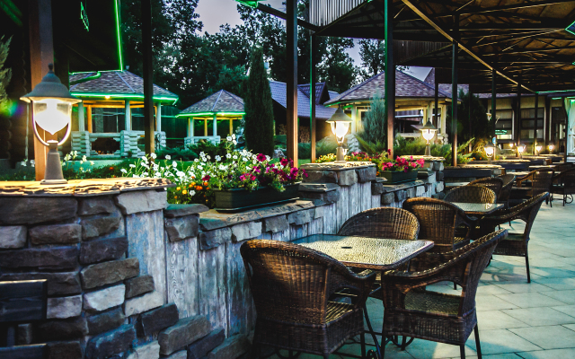 Eko Park Hotel