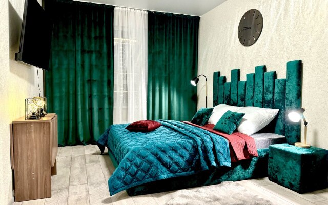 Mars Hotel Solnechnaya Polyana 81 Apartments