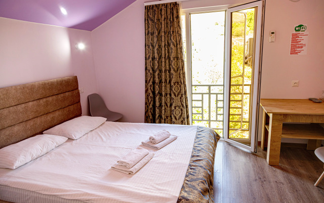Areni Wine Cellar Guest House