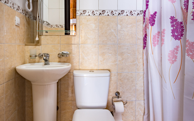 Kipr Guest House