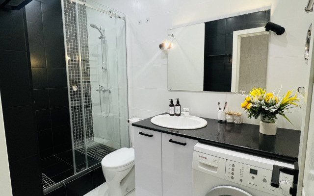 Квартира Комфорт на Нансена 103/1/5 1