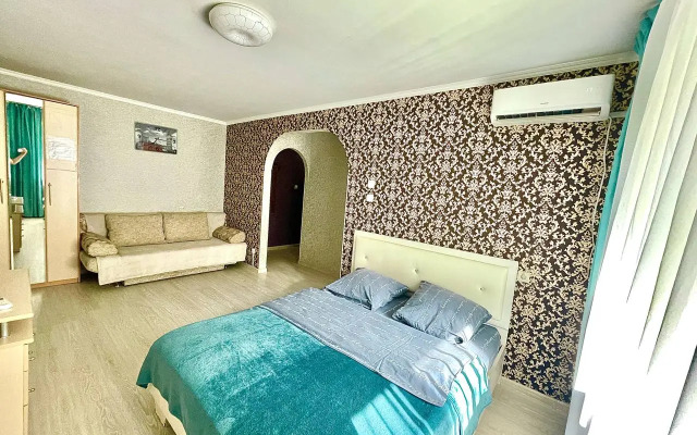 V samom tsentre Tyumeni Flat